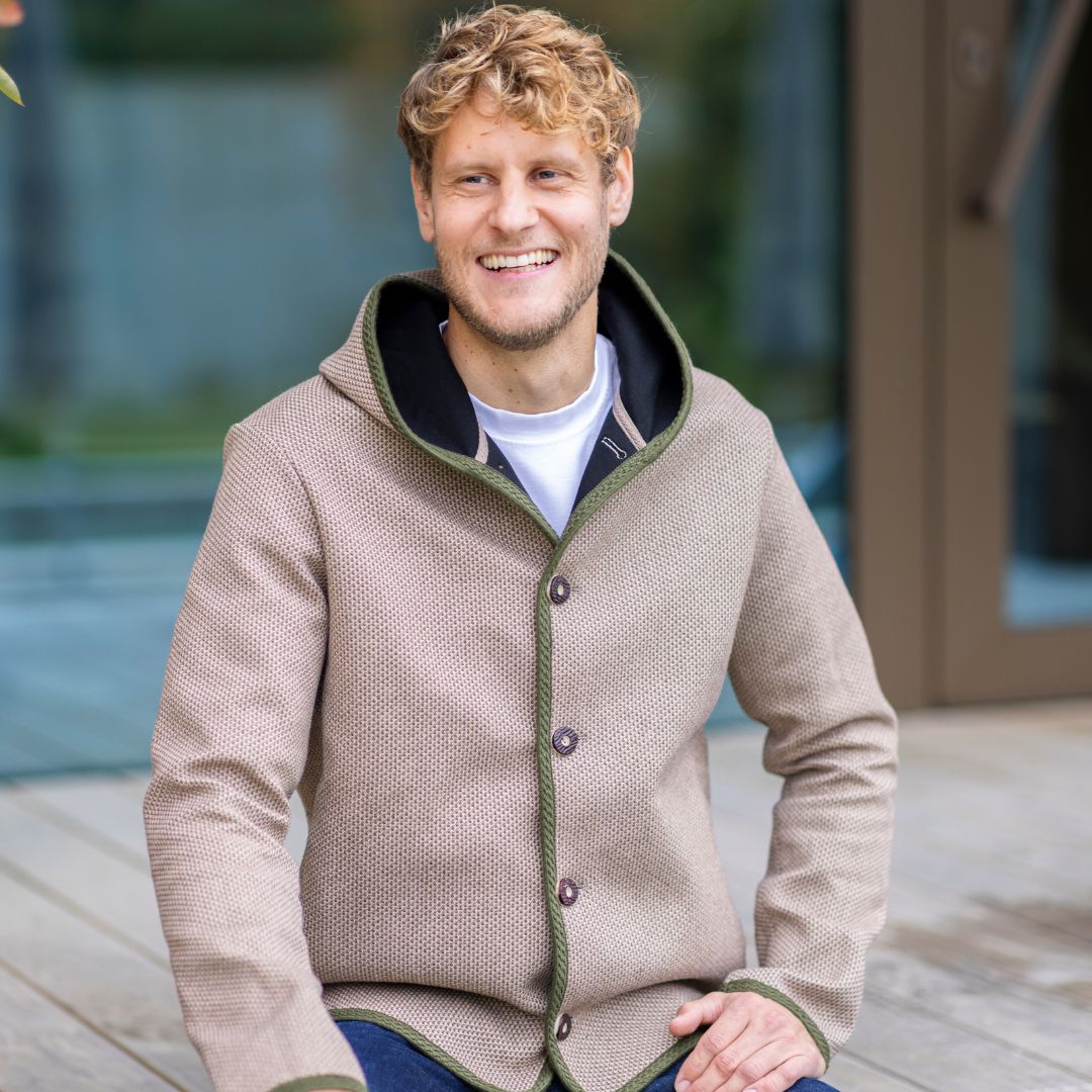 Bergfried mit Kapuze