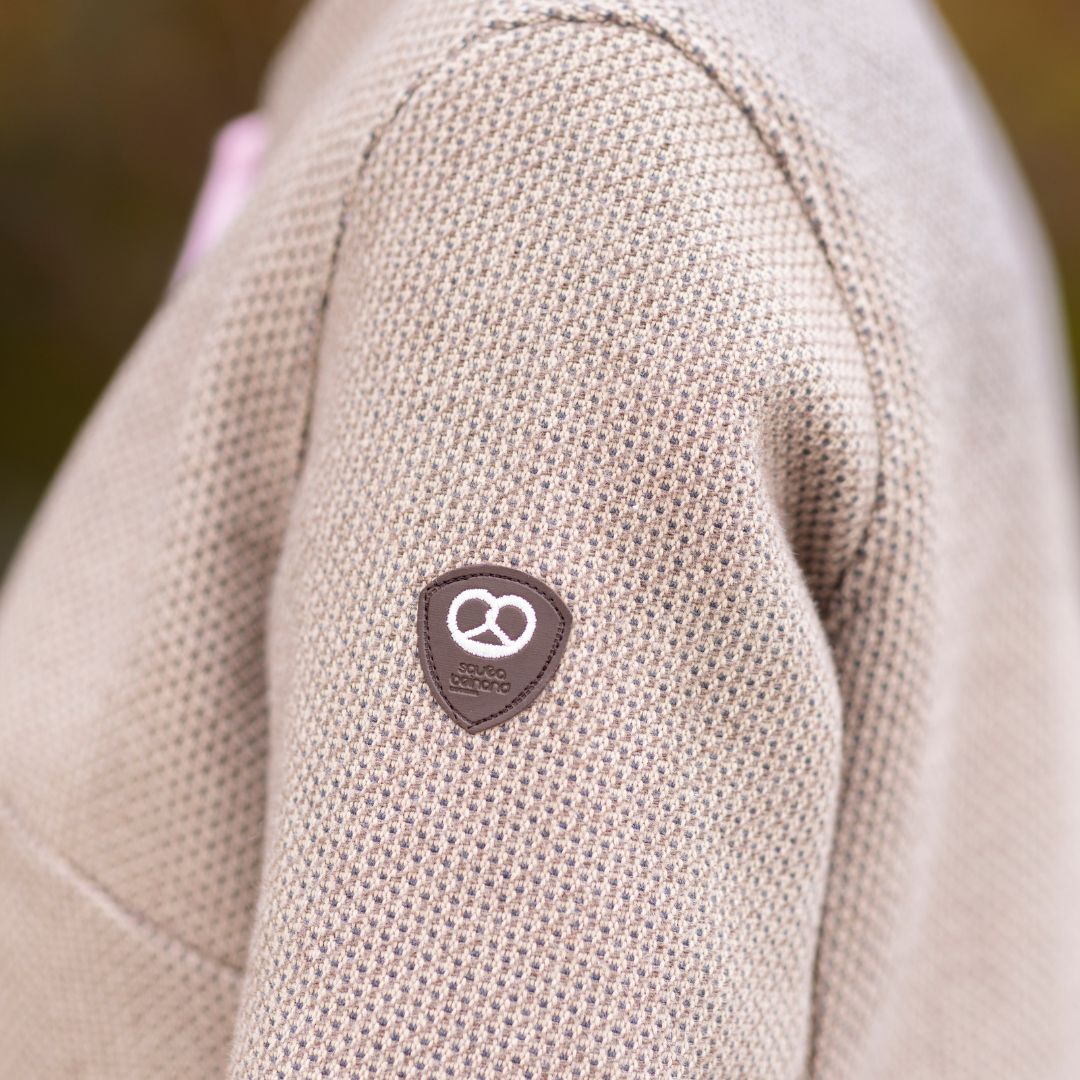 Bloomalpea mit Kapuze